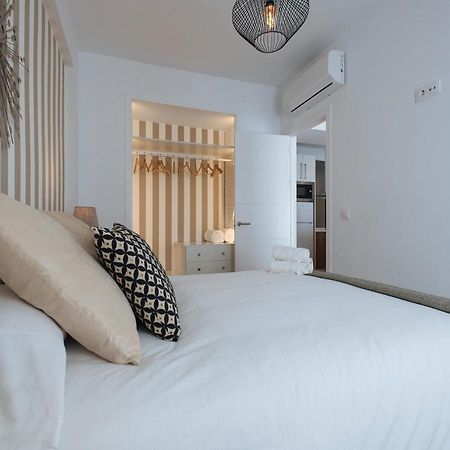 Azahares Suite Apartment Sevilla Bagian luar foto