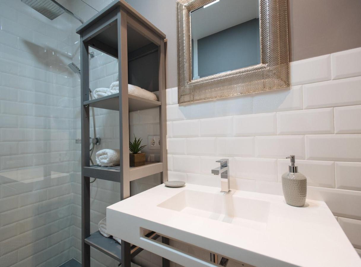 Azahares Suite Apartment Sevilla Bagian luar foto