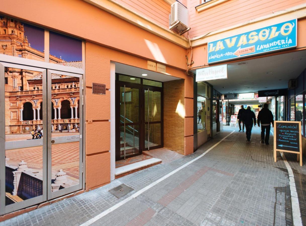 Azahares Suite Apartment Sevilla Bagian luar foto